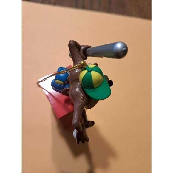 Vintage 1998 Warner Sports Taz Christmas Ornament Tasmanian Devil Looney Tunes - Picture 7 of 9